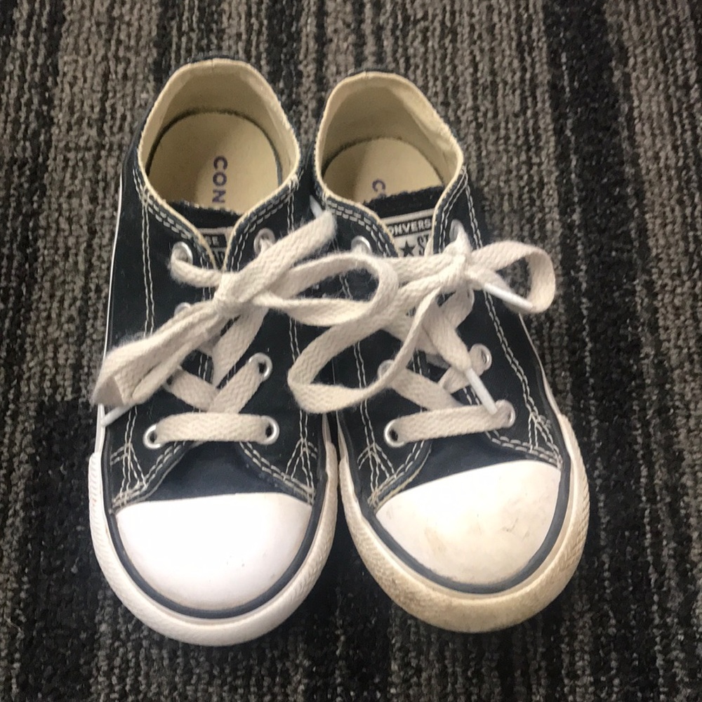 Original Converse black and white size 9